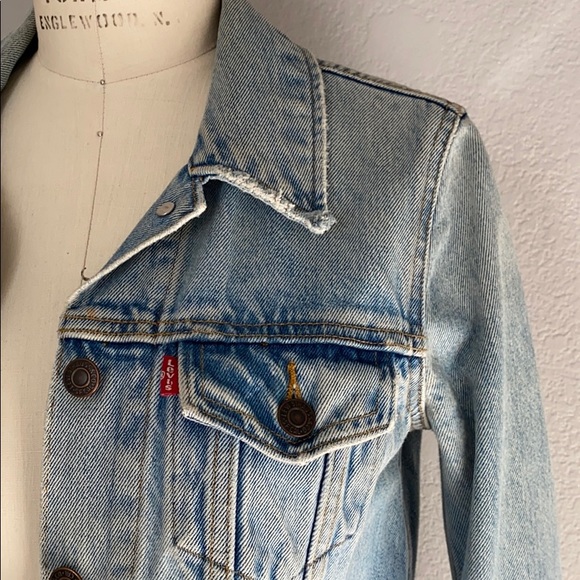 Levi Trucker Denim Jacket - Picture 4 of 5